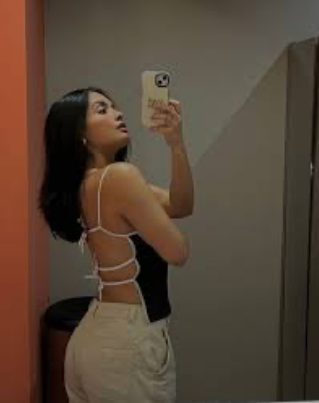 <em>Lidia Gomez</em>